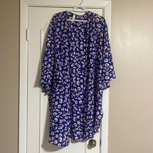 Blue leopard kimono